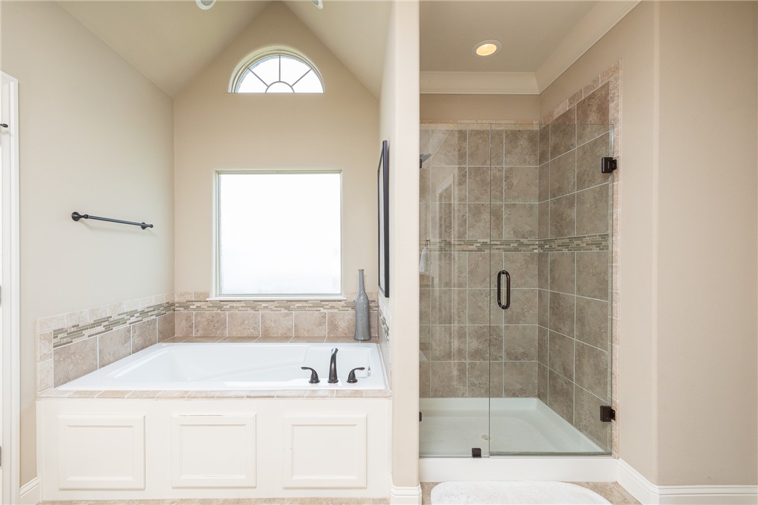 Waterford Estates At Hissom Ranch - Residential