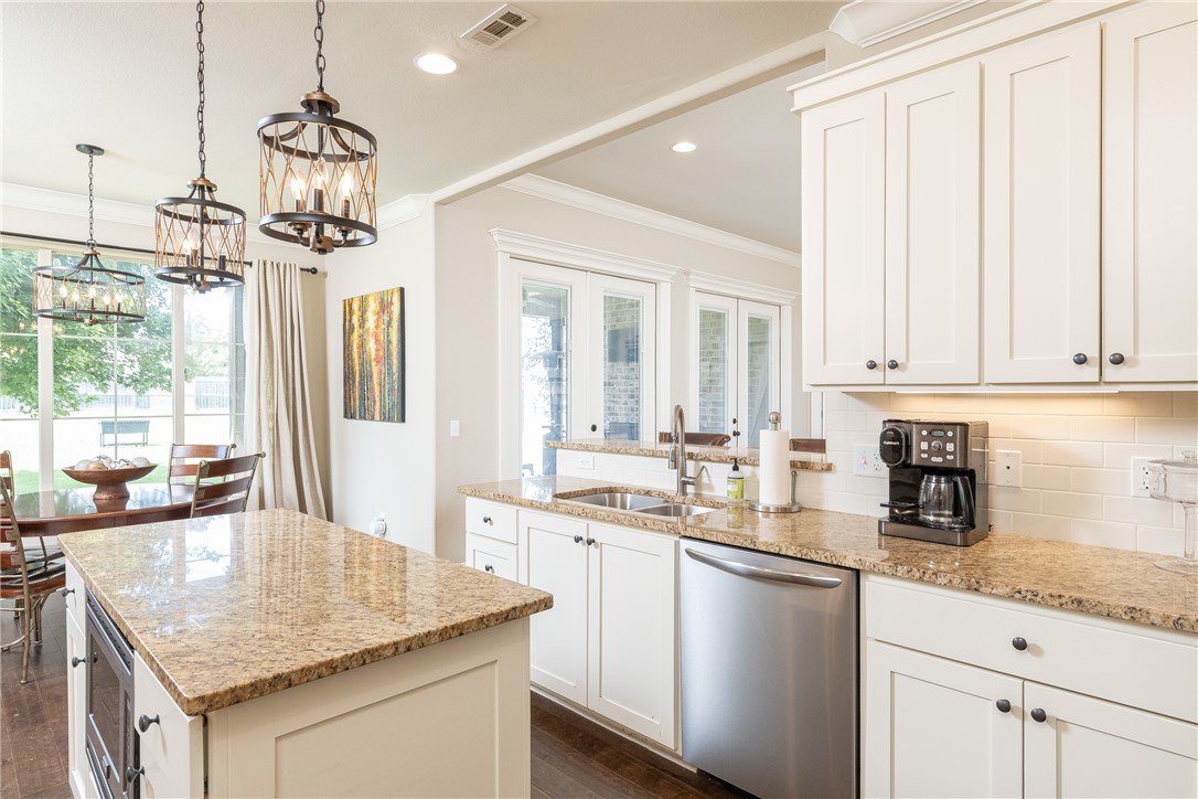 Waterford Estates At Hissom Ranch - Residential