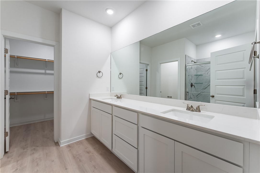 Sedona Rose - Residential Lease