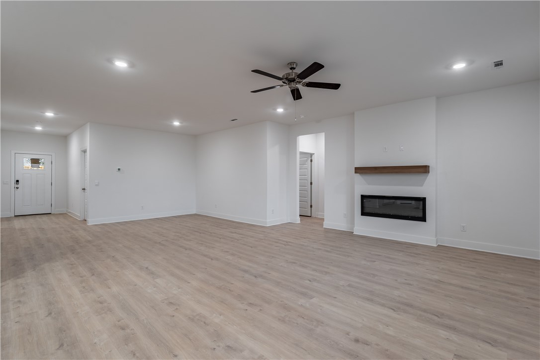 Sedona Rose - Residential Lease