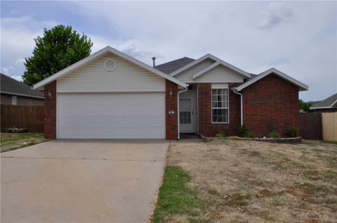 David Lyle Village Ph I - Residential Lease