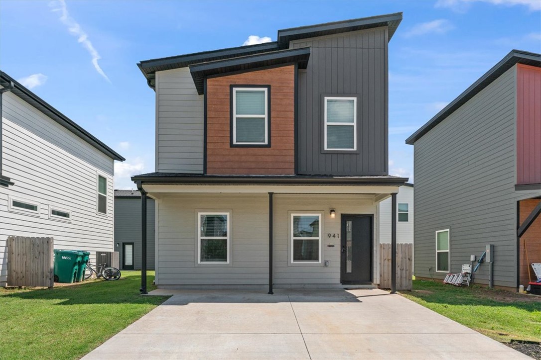 Looking for a simpler, more affordable lifestyle? This newer 2-bedroom, 2.5-bath rental home offers the perfect blend of comfort, convenience, and low-maintenance living. Ideal for those who value their time and budget, you'll spend less time worrying about upkeep and more time enjoying family, friends, hobbies, and creating lasting memories. Conveniently located near shopping, dining, schools, and everyday amenities, this home provides easy access to everything you need while offering the comfort of modern construction. Rent is $1,395 per month with a $1,395 security deposit and a minimum 1-year lease. Tenant is responsible for all utilities. Small pets are allowed with a $250 non-refundable pet deposit. Non-smoking property. Seeking a responsible tenant who communicates well, maintains the property, and takes pride in their home. Opportunities like this don't last long, schedule your appointment today and discover how easy life can be at Featherston Village