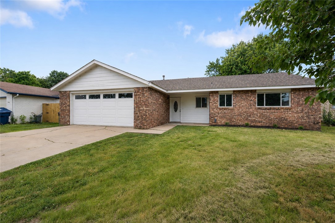 Beautifully updated home in a convenient tucked-away neighborhood featuring granite countertops, tile flooring, and fresh paint throughout. The inviting interior offers a clean canvas for decorating with stylish finishes and a functional layout designed for comfortable everyday living. Conveniently located near shopping, Northwest Arkansas Community College, and the new Walmart Home Office, this move-in ready home offers the perfect blend of peaceful surroundings and everyday convenience.