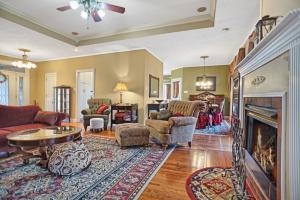 Hickory Hills Phase 1 & 2 - Residential