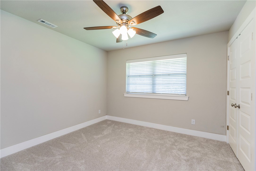 16-18-33-GENTRY - Residential