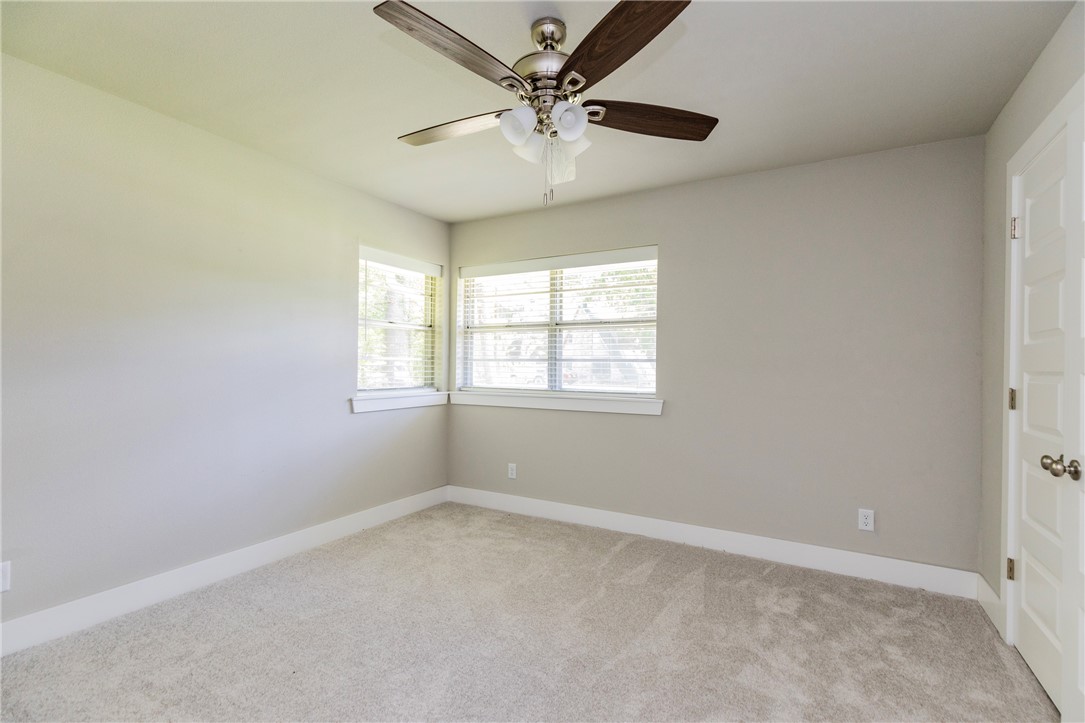 16-18-33-GENTRY - Residential