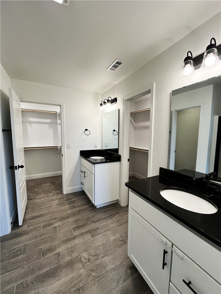 Prairie Brook - Residential Lease