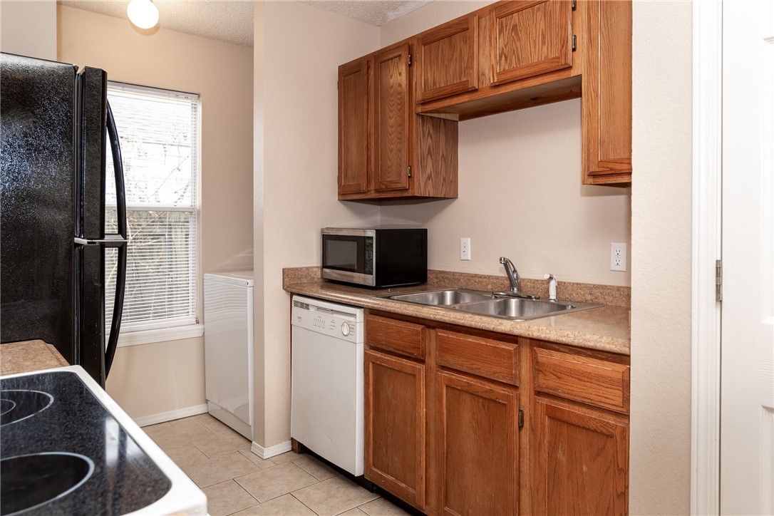 Brookhollow Park - Residential Lease