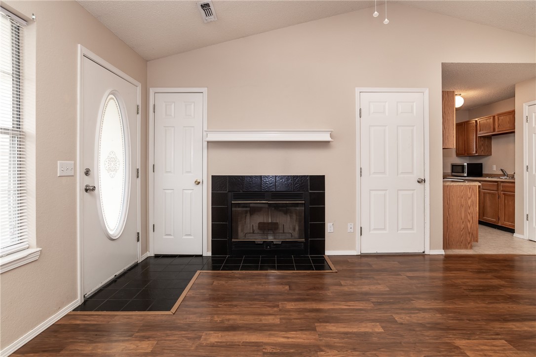 Brookhollow Park - Residential Lease