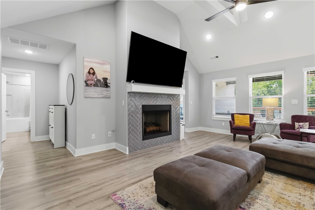 Jones Sub - Siloam Springs - Residential