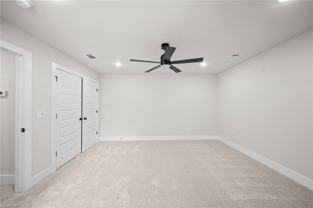 DIAMOND ESTATES PH V-CENTERTON - Residential