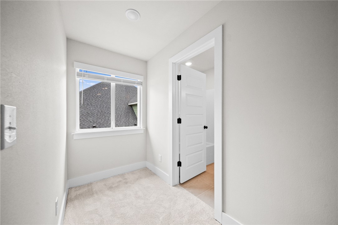 DIAMOND ESTATES PH V-CENTERTON - Residential