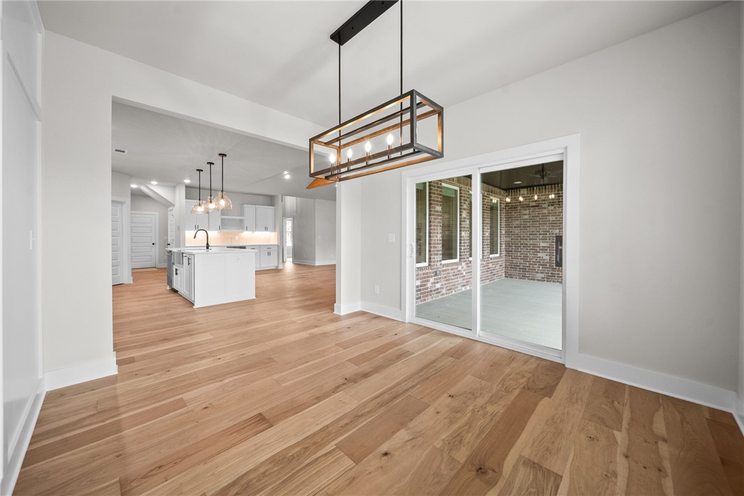 DIAMOND ESTATES PH V-CENTERTON - Residential