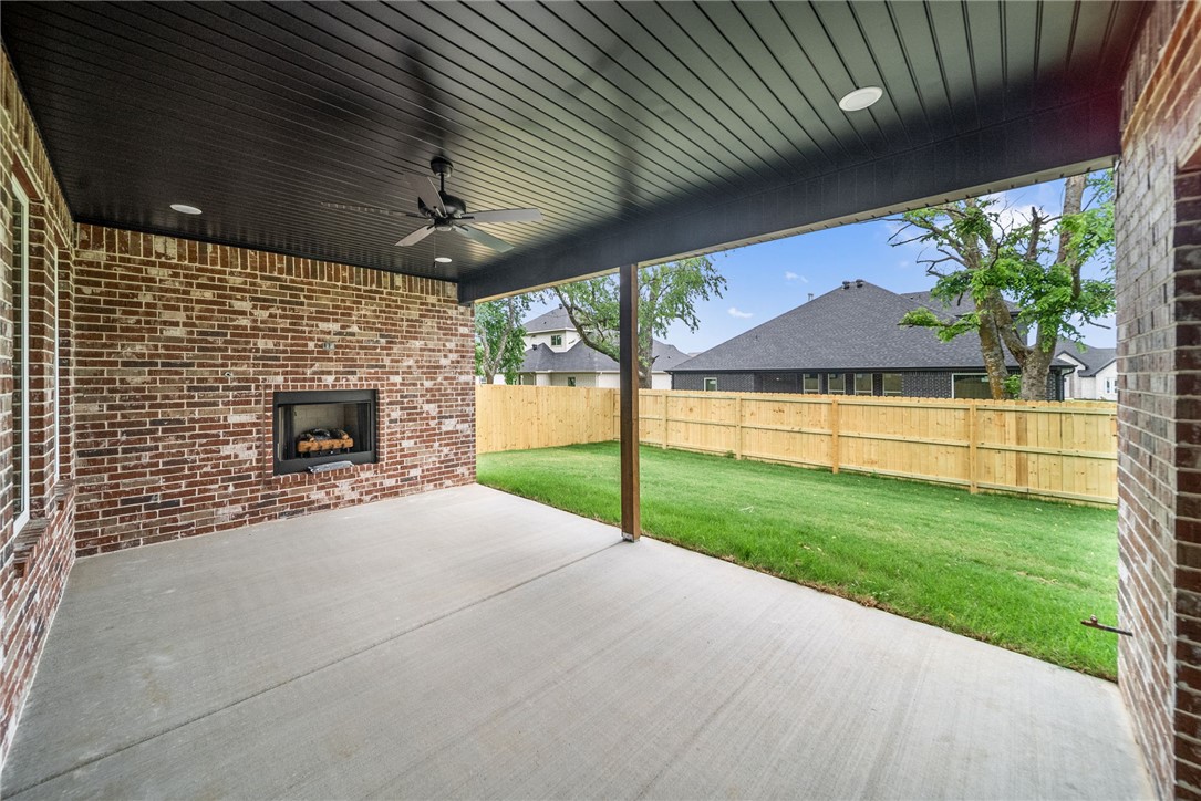 DIAMOND ESTATES PH V-CENTERTON - Residential