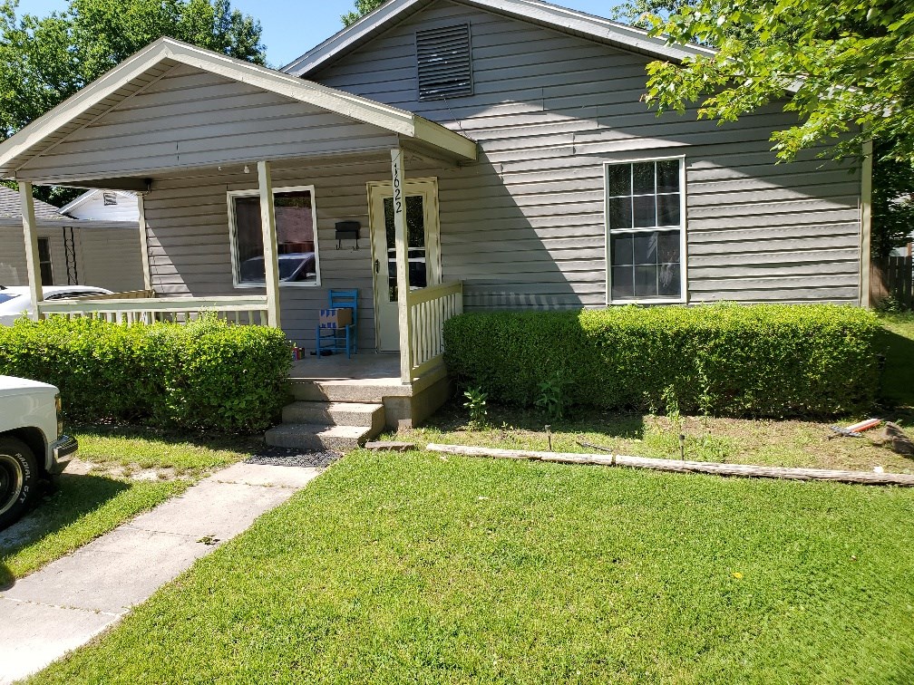 Enter in to this 3 bedroom, 1 and 1/2 bath open floor plan in well established neighborhood near schools, shopping and easy Highway access to community.  Roof 1 yr old, Hot water heater and Central HVAC recently replaced, fenced back yard, covered front porch and vinyl siding for easy upkeep.  Refrigerator does not convey.  Title already done and ready for quick closing.   Please attach pre-qualification with all offers.