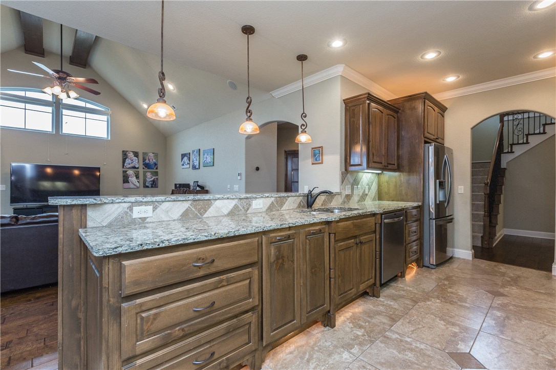 Cross Creek Ph 3 Rogers - Residential Lease