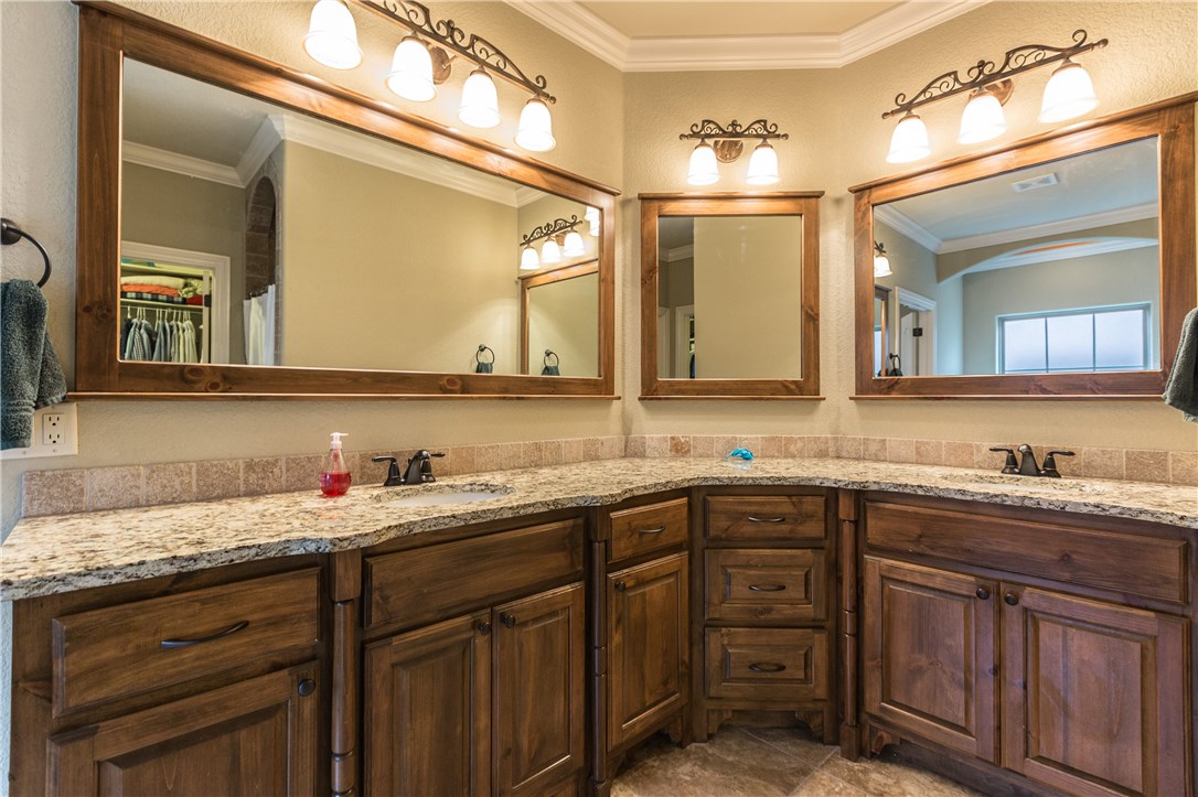 Cross Creek Ph 3 Rogers - Residential Lease