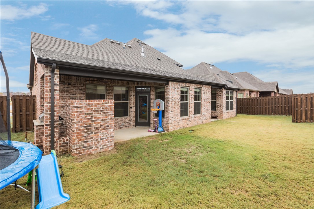 Cross Creek Ph 3 Rogers - Residential Lease