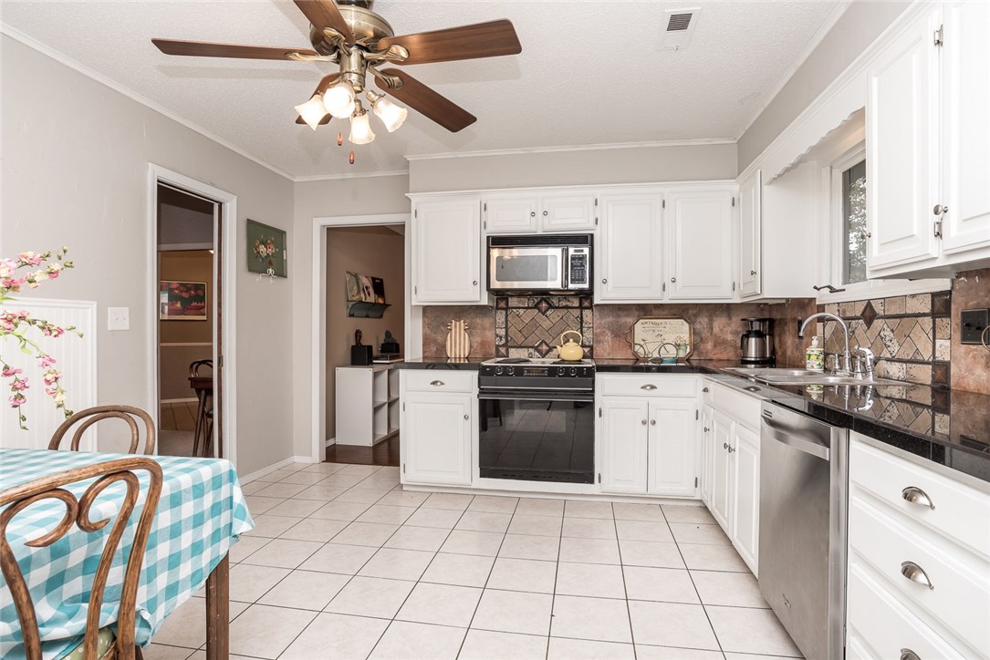 East Oaks Ph I - Residential