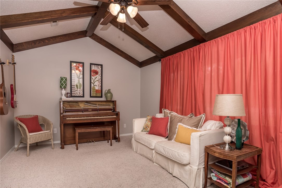East Oaks Ph I - Residential