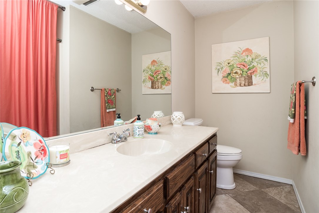 East Oaks Ph I - Residential