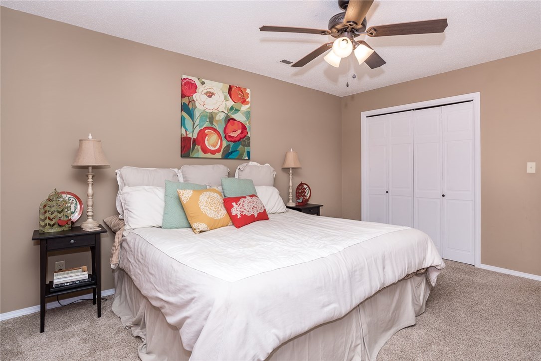 East Oaks Ph I - Residential