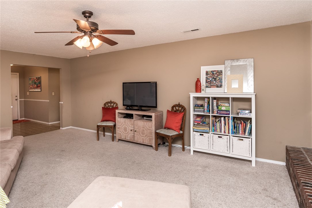 East Oaks Ph I - Residential