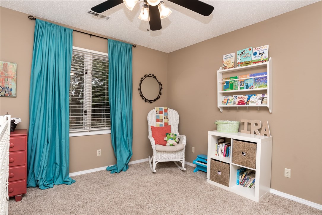 East Oaks Ph I - Residential