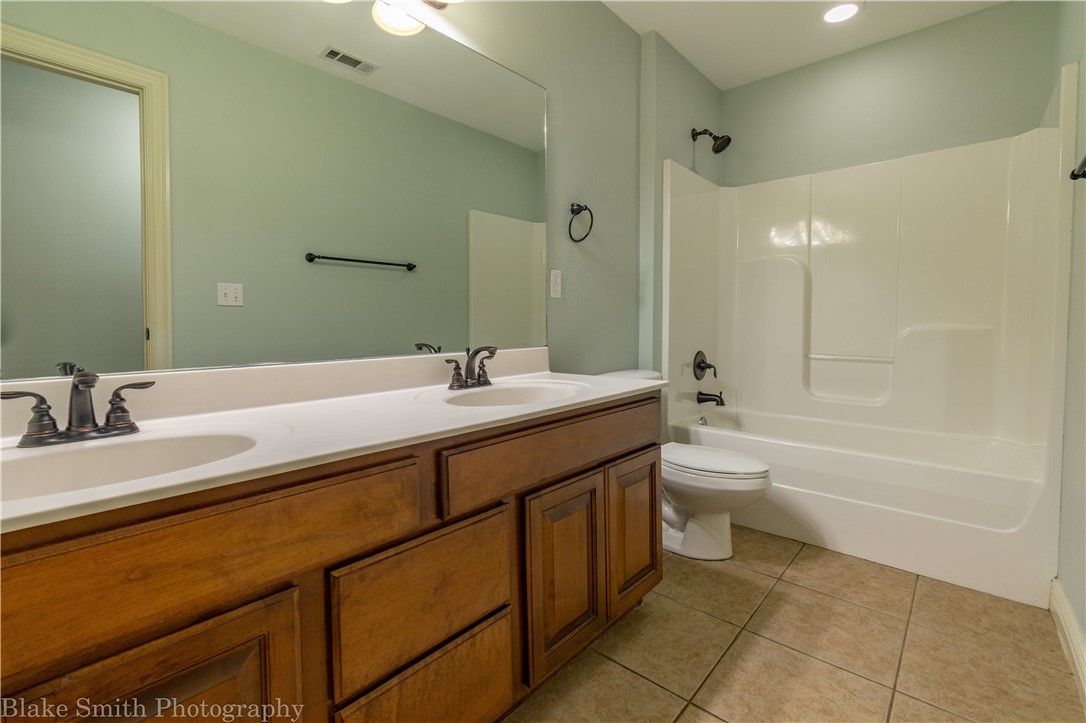 Clabber Creek Ph Iii - Residential Lease