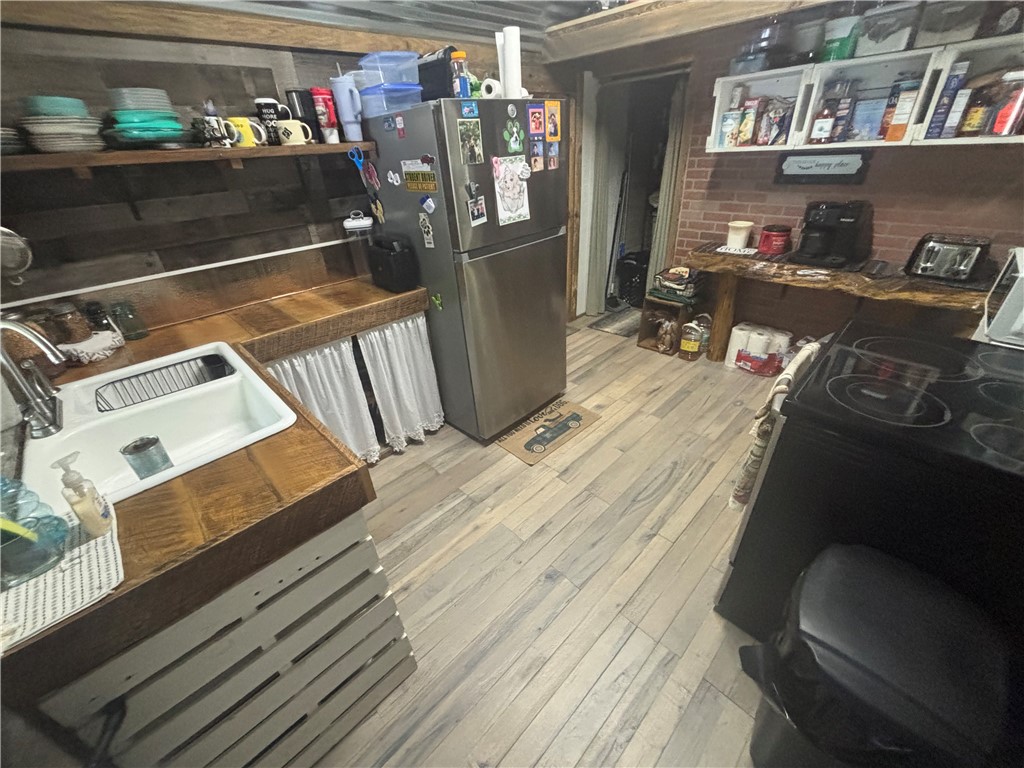 na - Residential
