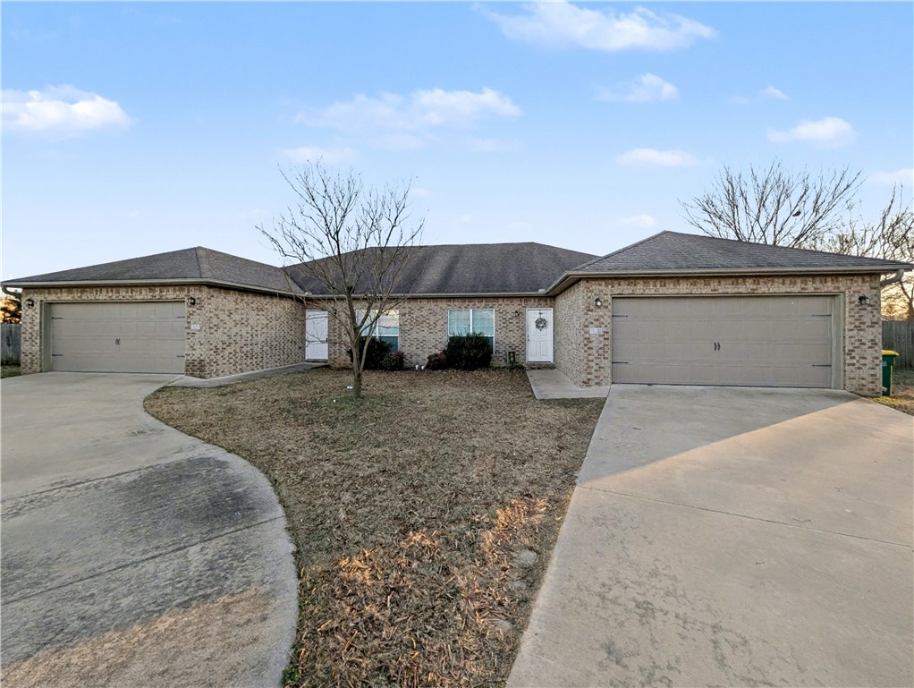 Copper Oaks Centerton - Residential