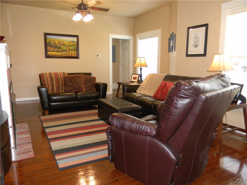 Wm C Tates Add Siloam Spgs - Residential