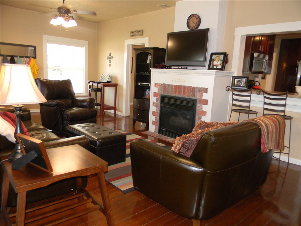 Wm C Tates Add Siloam Spgs - Residential