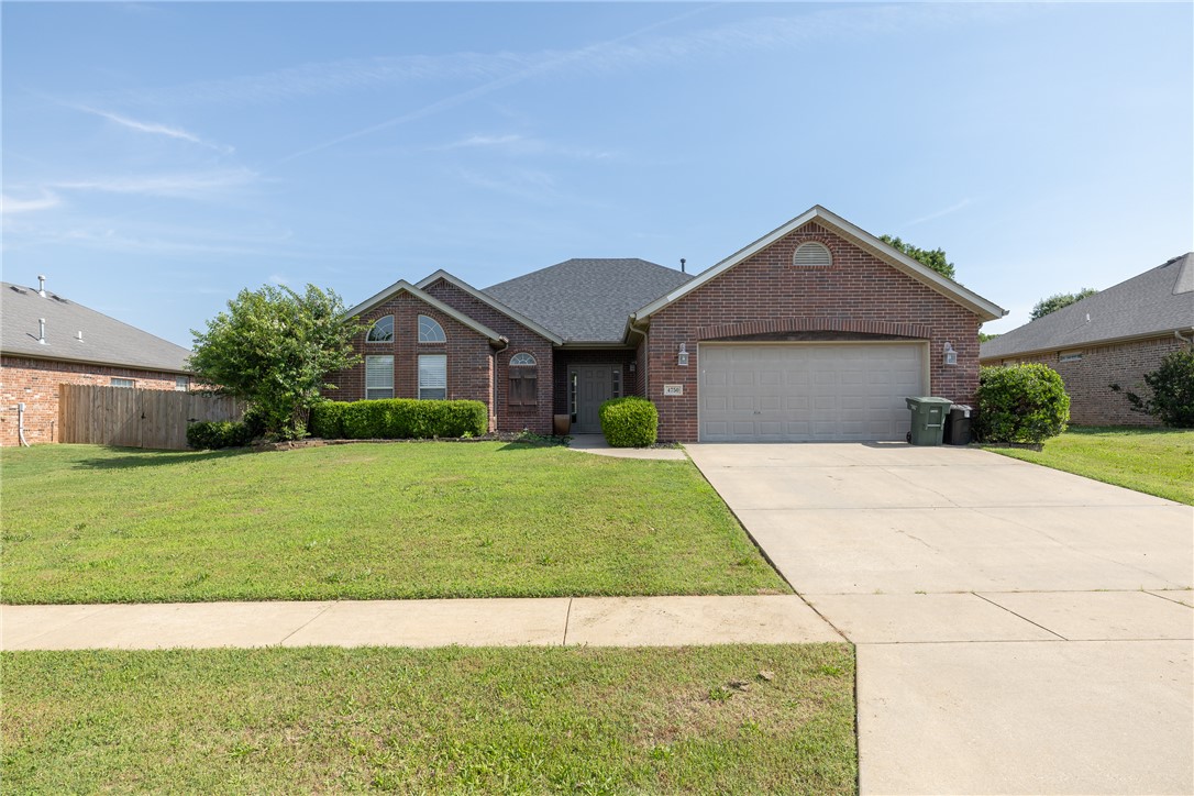 Enjoy convenient one-level living in this well-located West Fayetteville home featuring a living room with wood flooring & a gas fireplace, along with a kitchen offering eat-in dining, stainless appliances & granite countertops. The spacious primary suite includes a tray ceiling, while the primary bath features a dual vanity, jetted tub & walk-in shower. Step outside to a spacious privacy-fenced backyard with a covered, extended patio, ideal for relaxing or entertaining. Fantastic West Fayetteville location near schools, shopping & dining, with convenient access to Centennial Park, mountain biking & walking trails, and I-49 for easy commuting throughout Northwest Arkansas.