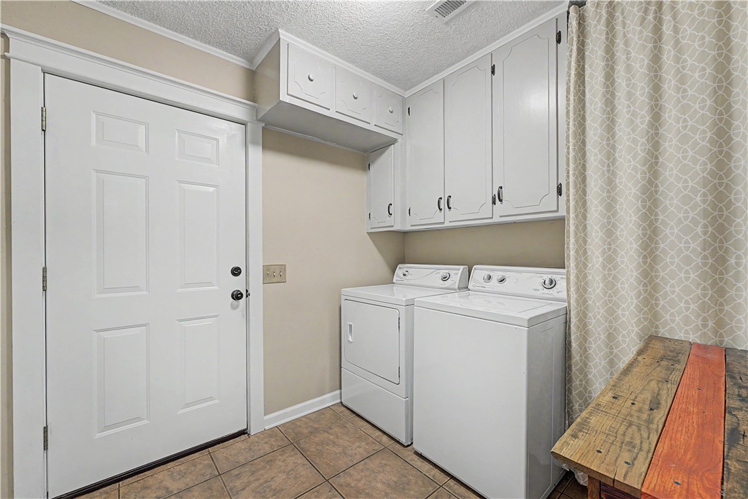 Chateau Terrace Unit 2 Ph 2-Rogers - Residential