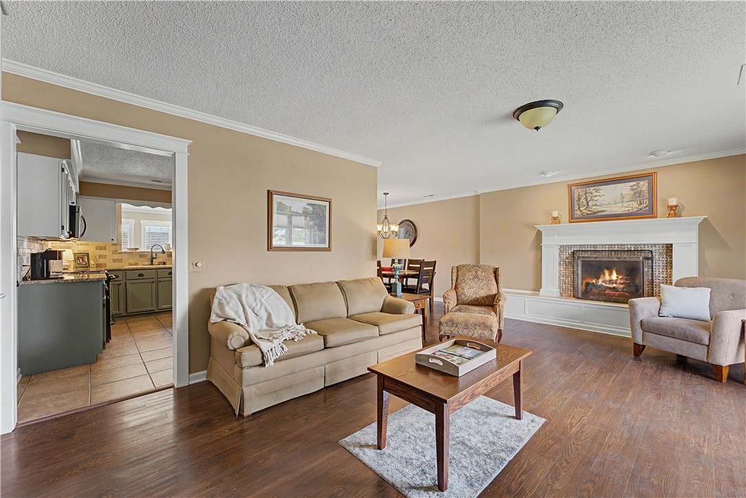 Chateau Terrace Unit 2 Ph 2-Rogers - Residential