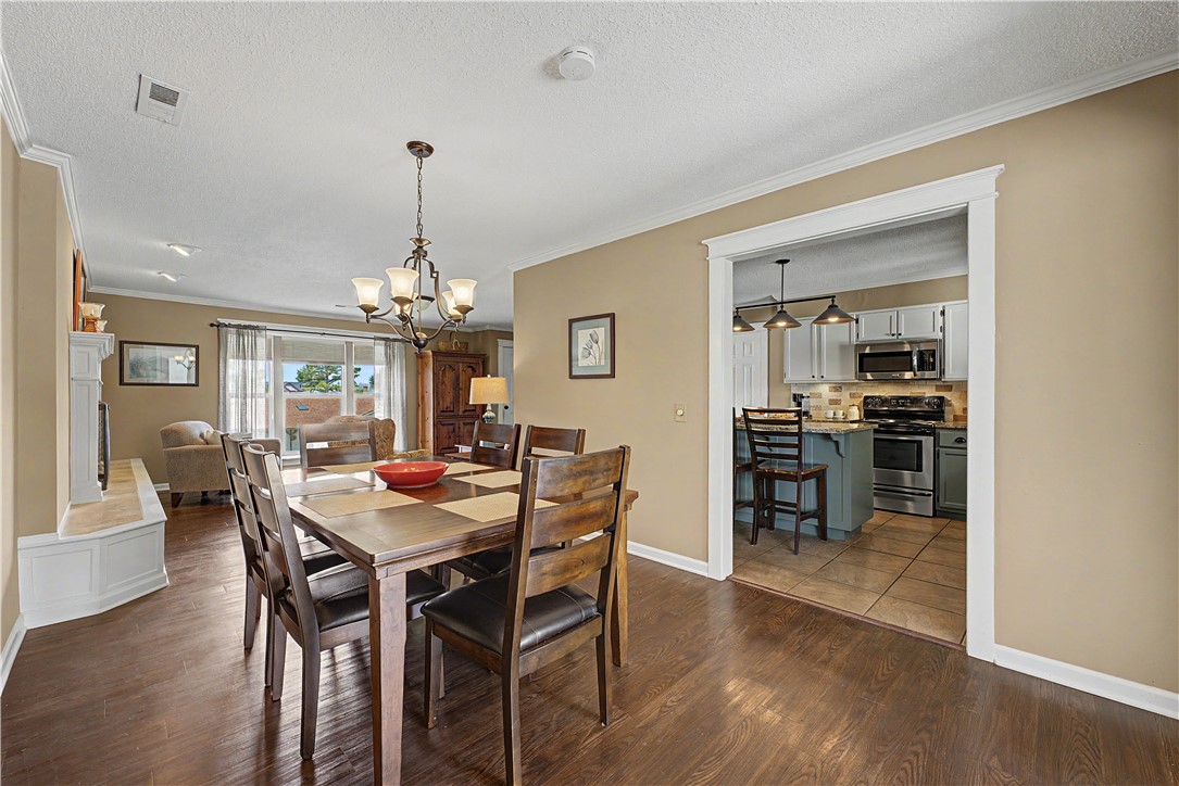 Chateau Terrace Unit 2 Ph 2-Rogers - Residential