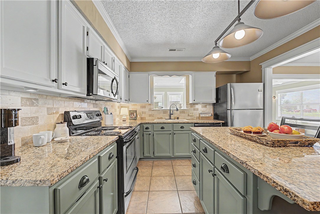 Chateau Terrace Unit 2 Ph 2-Rogers - Residential