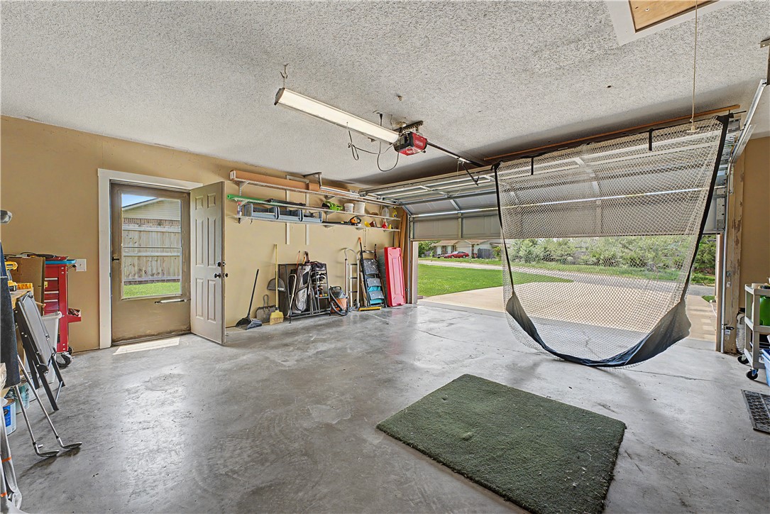 Chateau Terrace Unit 2 Ph 2-Rogers - Residential