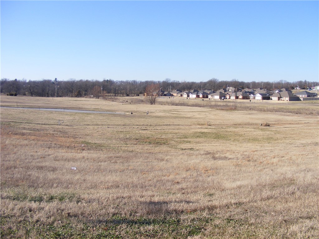 Nice lots  B lot in flood plain.