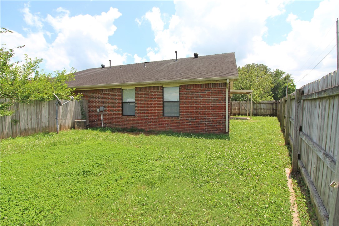 Cloverdale Sub Rogers - Residential Lease