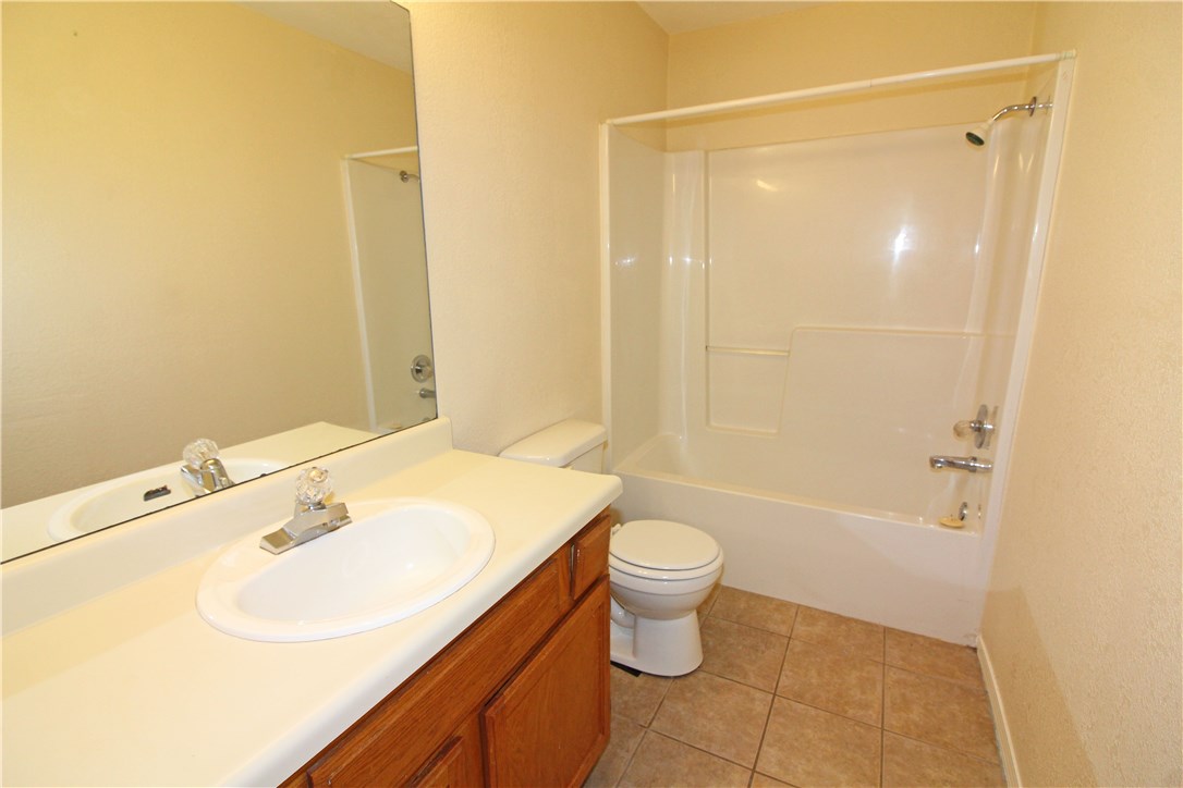 Cloverdale Sub Rogers - Residential Lease