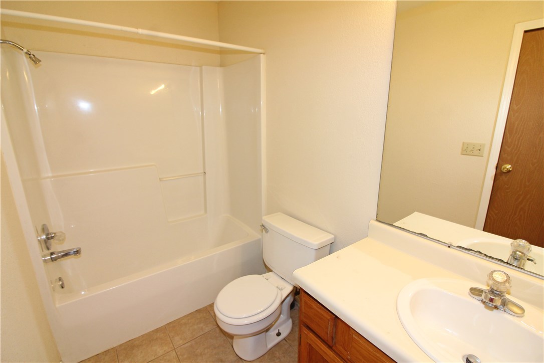 Cloverdale Sub Rogers - Residential Lease
