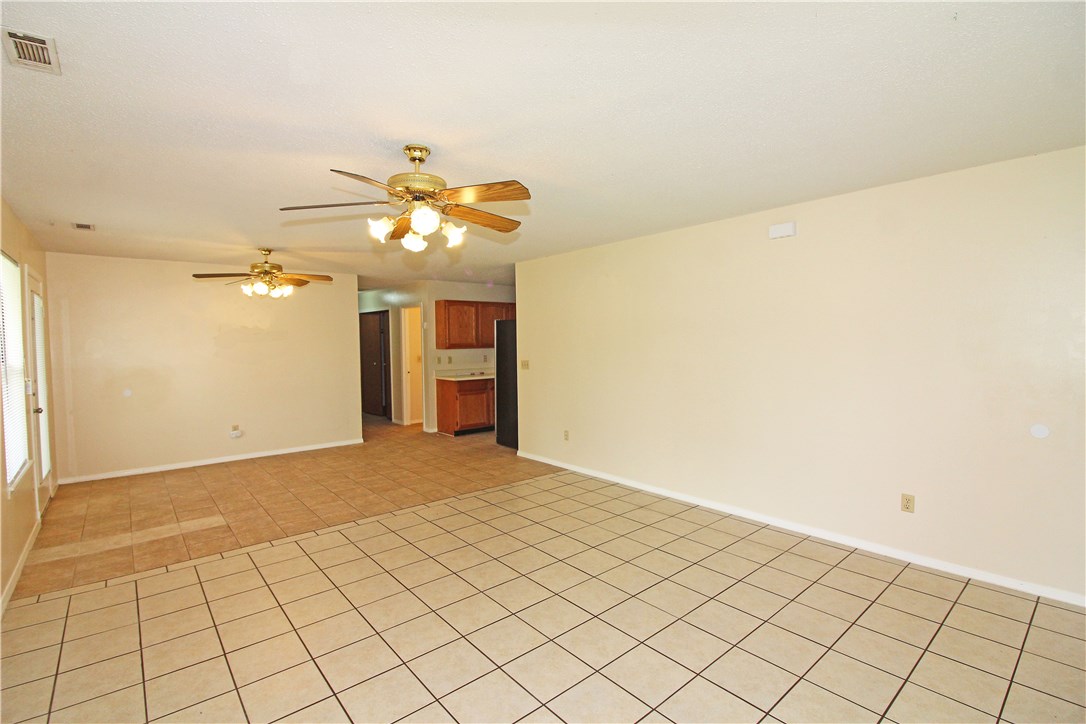 Cloverdale Sub Rogers - Residential Lease