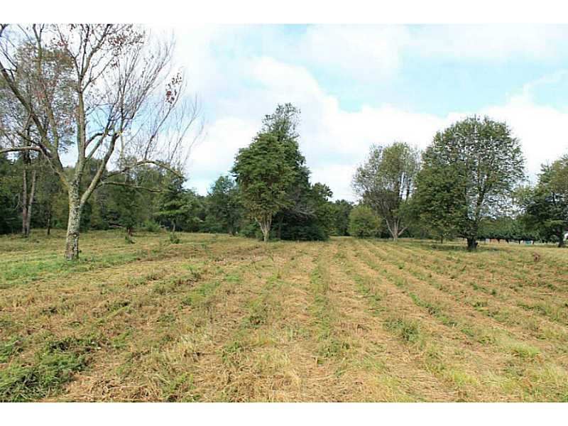 17-16-31 Fayetteville Outlots - Land
