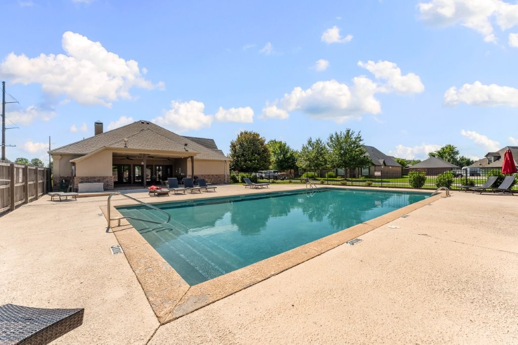 Stone Meadow Add Bentonville - Residential