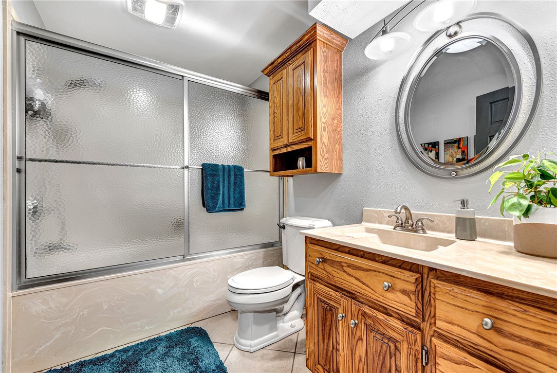 A & A 1st Rev Bentonville - Residential