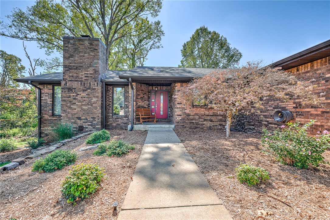 A & A 1st Rev Bentonville - Residential