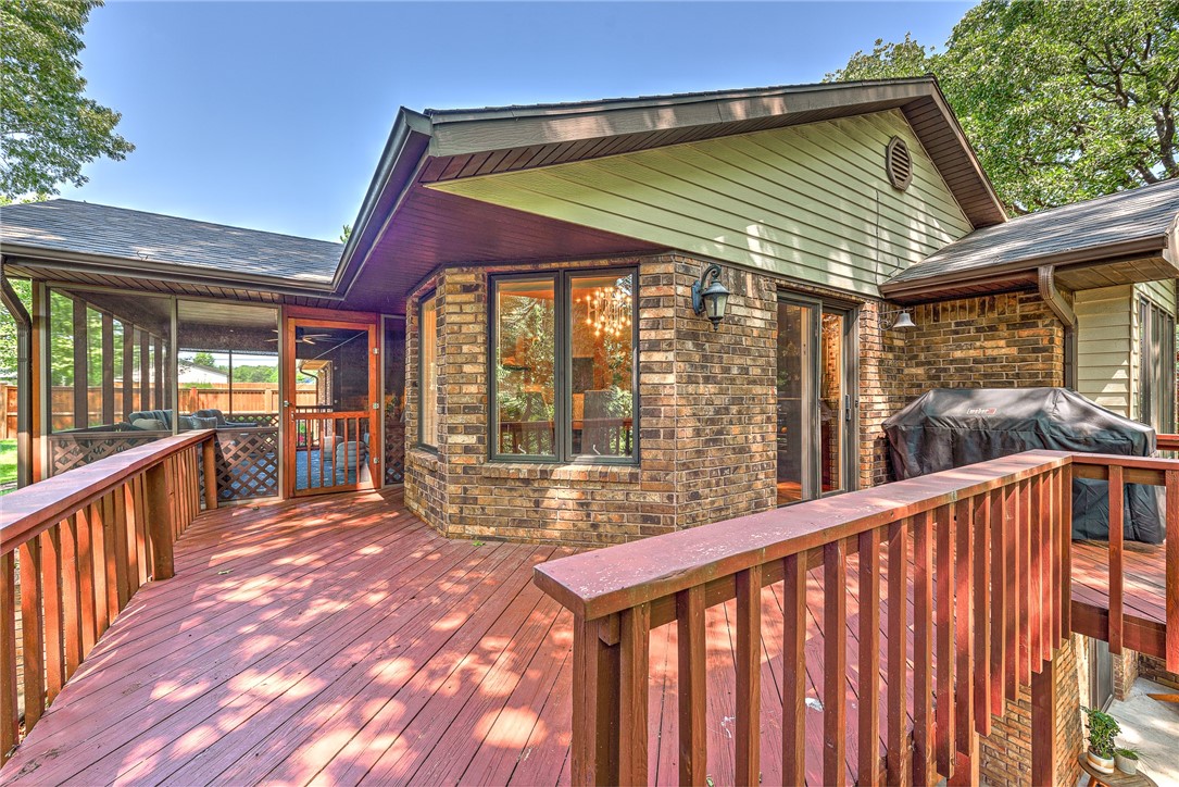 A & A 1st Rev Bentonville - Residential