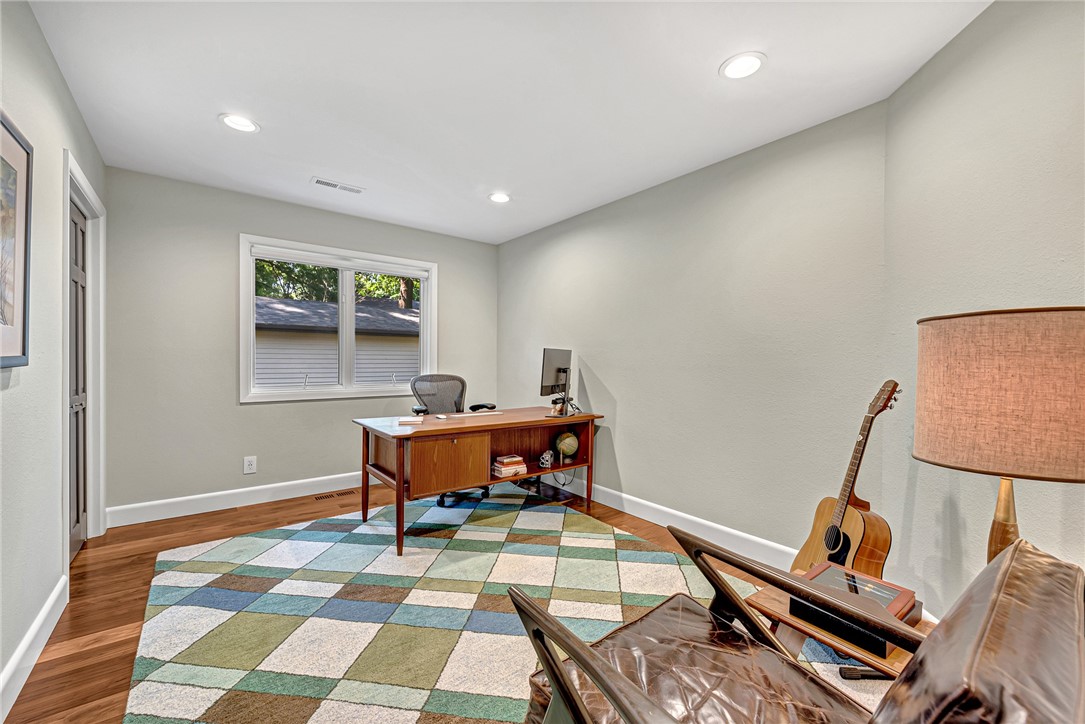 A & A 1st Rev Bentonville - Residential